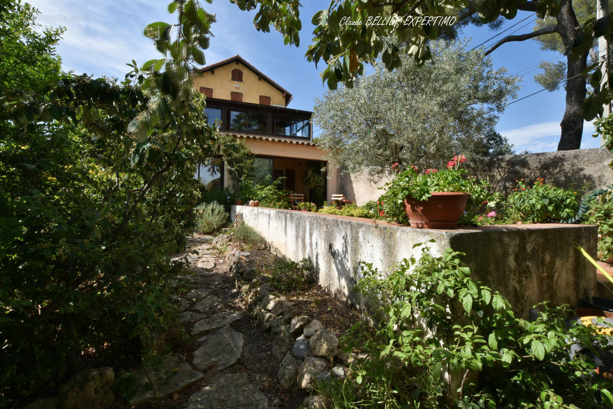 Maison à MARSEILLE-12E