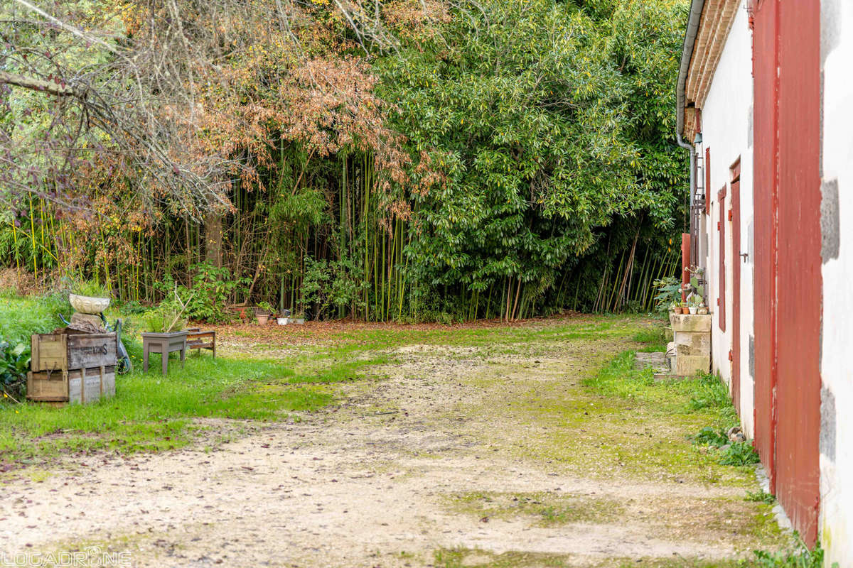 Maison à CLAIRAC