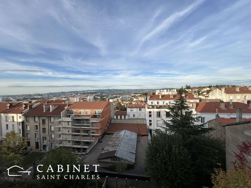 Appartement à SAINT-ETIENNE