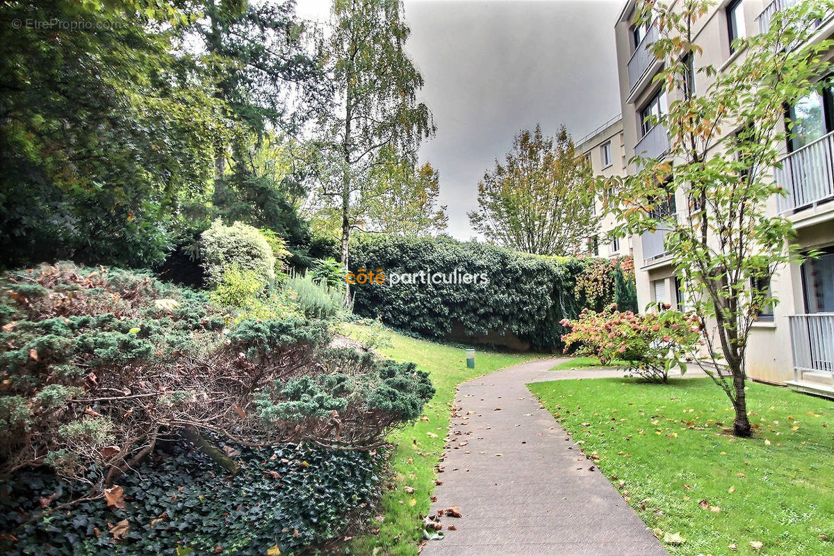 Appartement à FONTENAY-AUX-ROSES