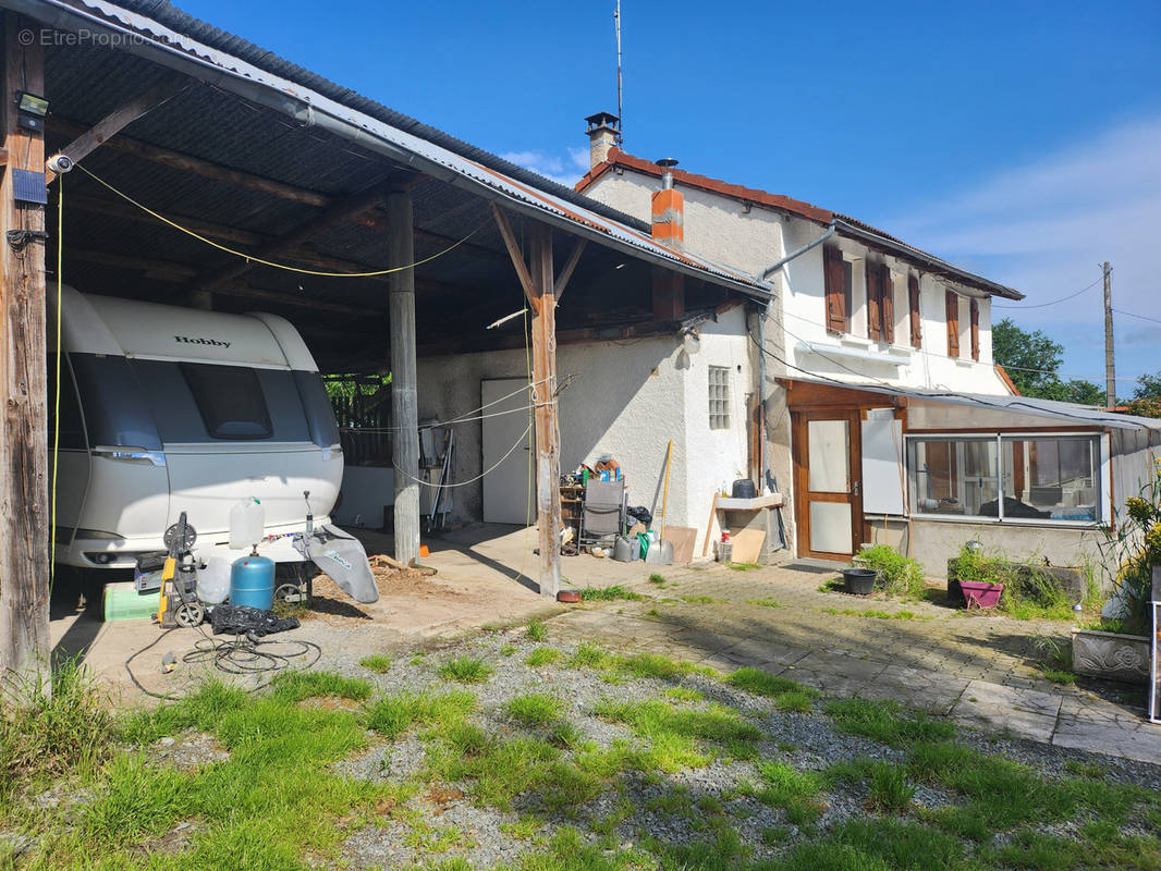 Maison à FEURS