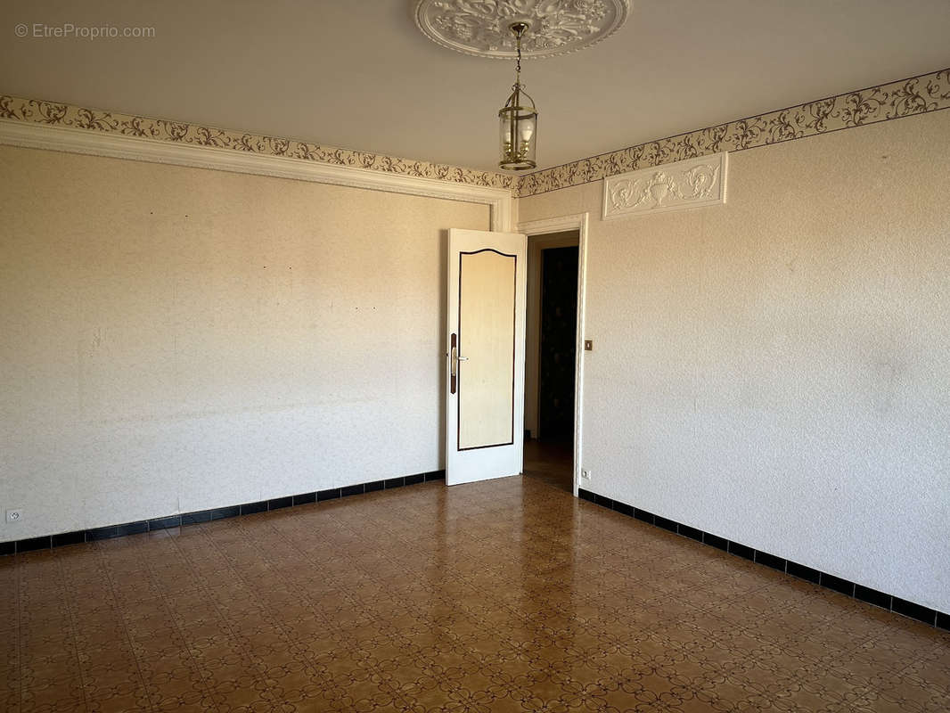 Appartement à FLEURANCE