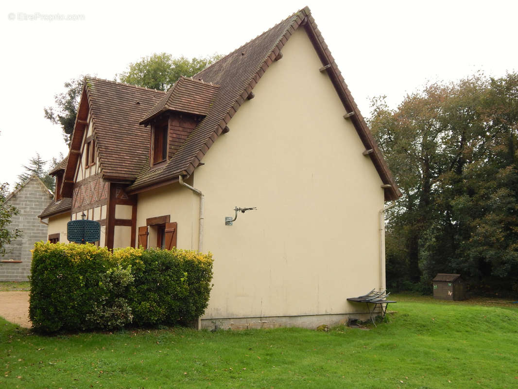 Maison à BRIONNE