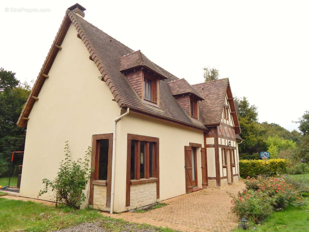 Maison à BRIONNE