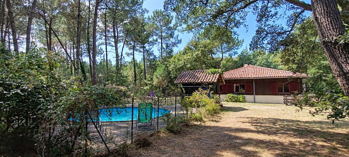 Maison à VIELLE-SAINT-GIRONS