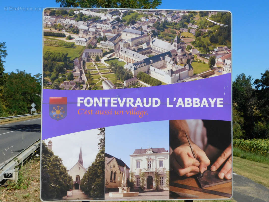 Maison à FONTEVRAUD-L&#039;ABBAYE