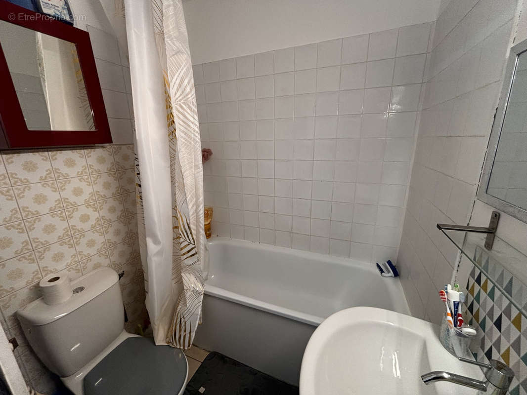 Appartement à MARSEILLE-3E