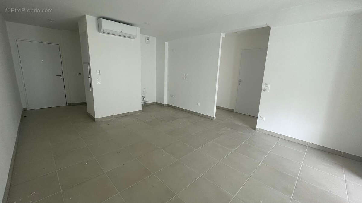 Appartement à VIAS