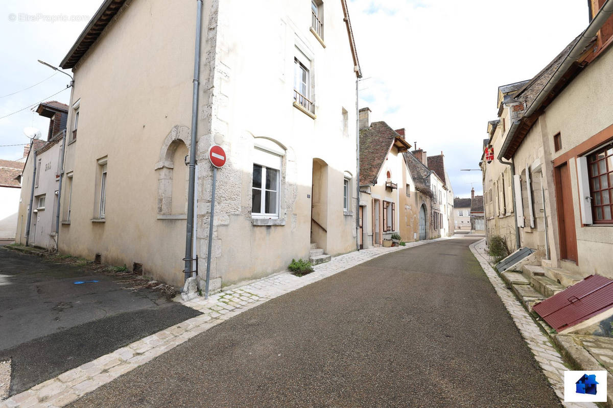 Maison à CHATILLON-COLIGNY