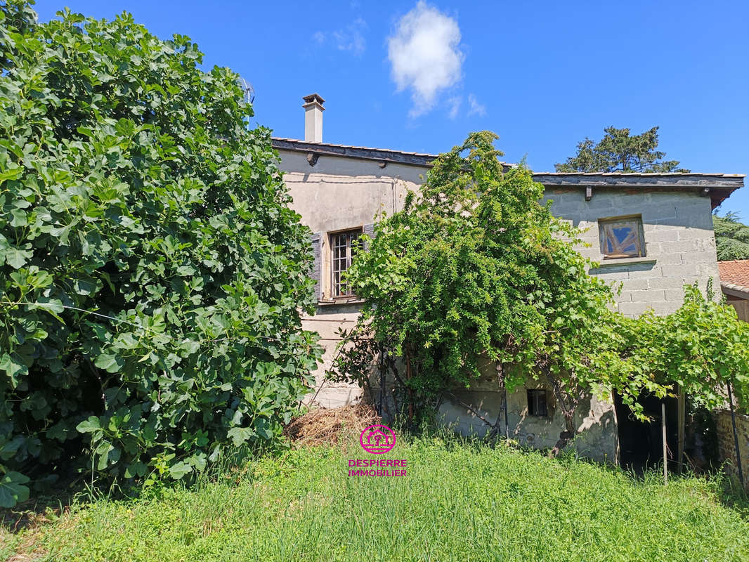 Maison à ROUSSILLON