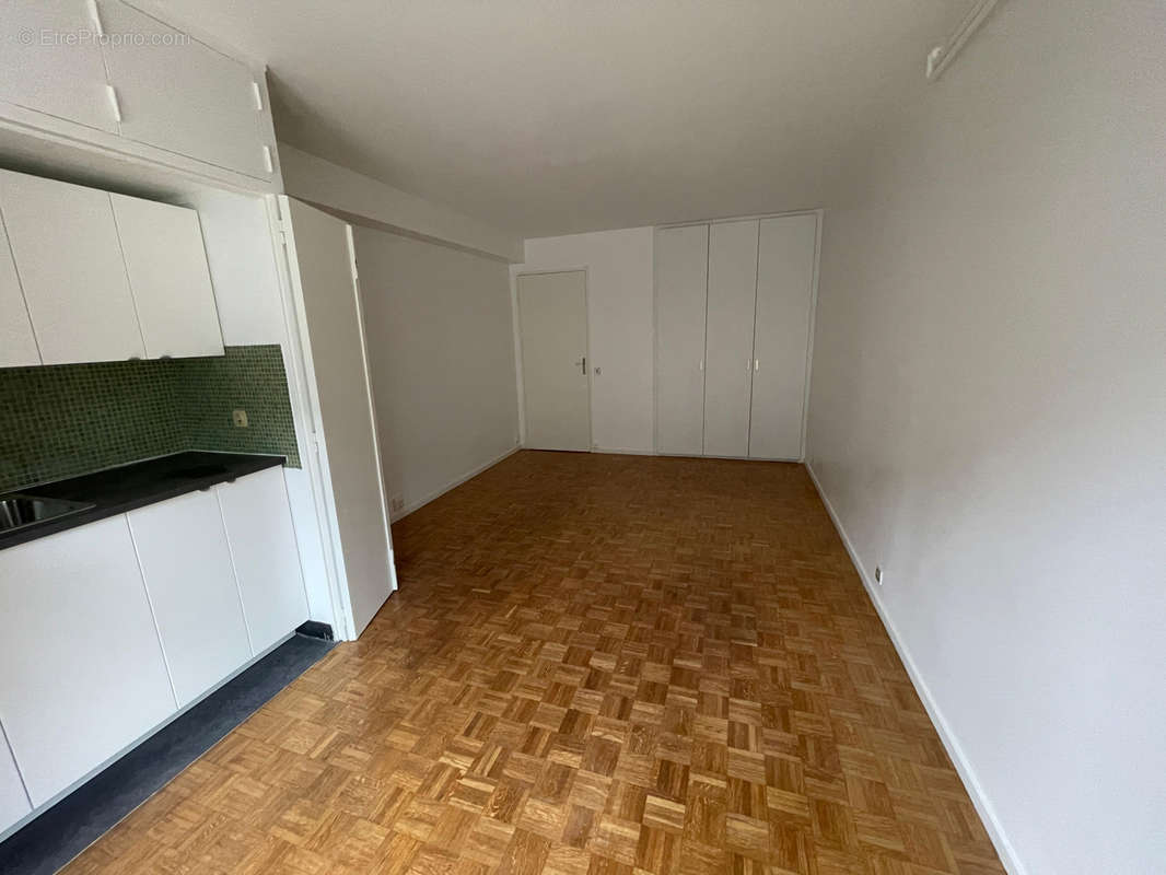 Appartement à PARIS-10E