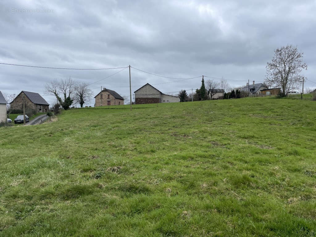 Terrain à CHABRIGNAC