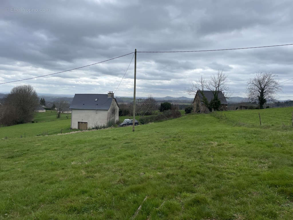 Terrain à CHABRIGNAC