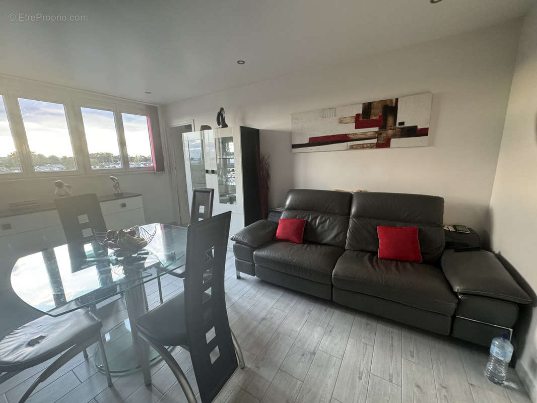 Appartement à SOISY-SOUS-MONTMORENCY