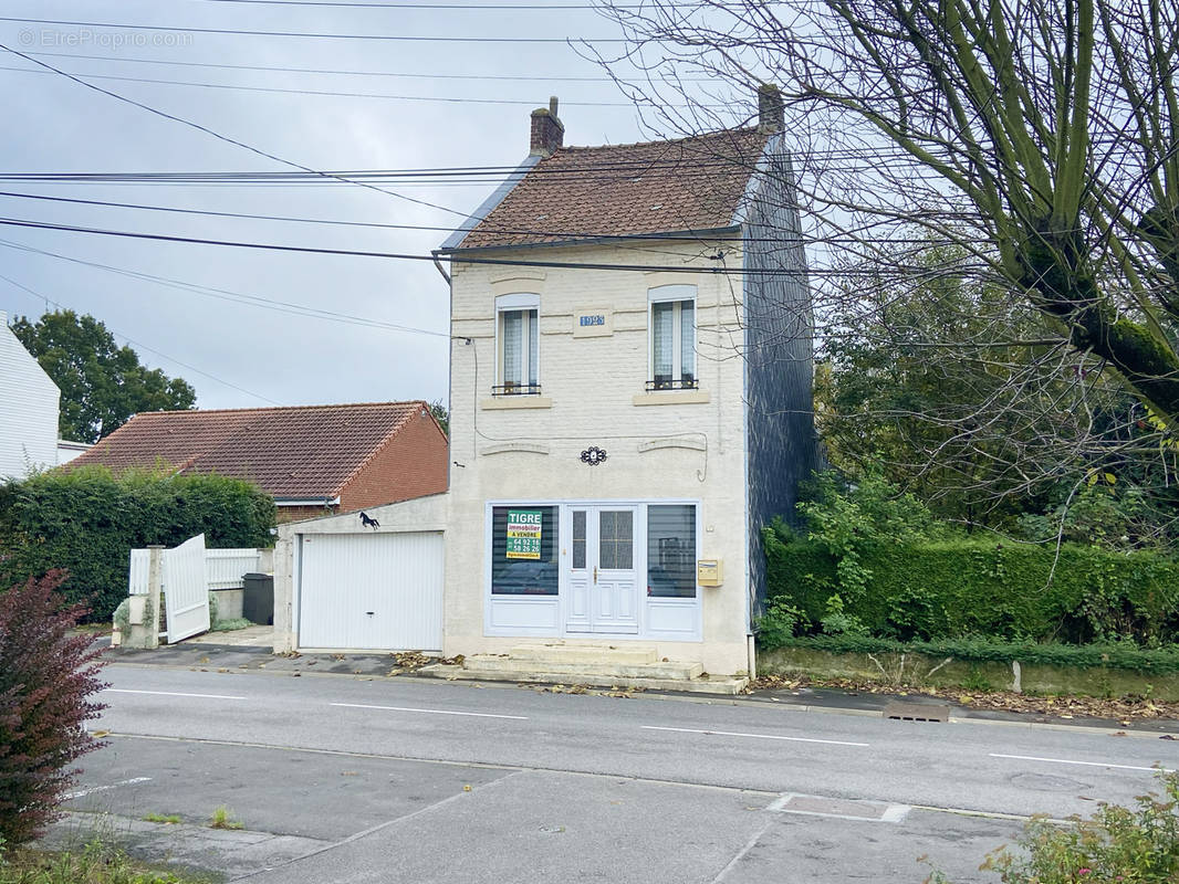 Maison à BOUSSOIS