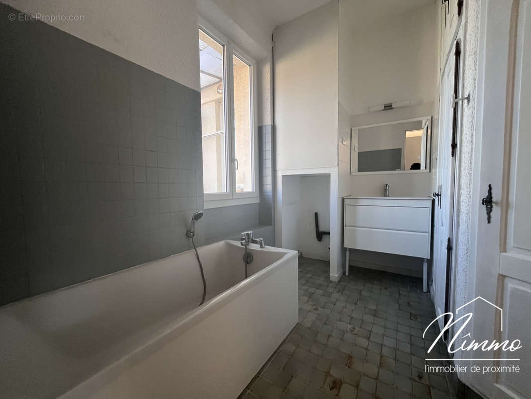 Appartement à NIMES