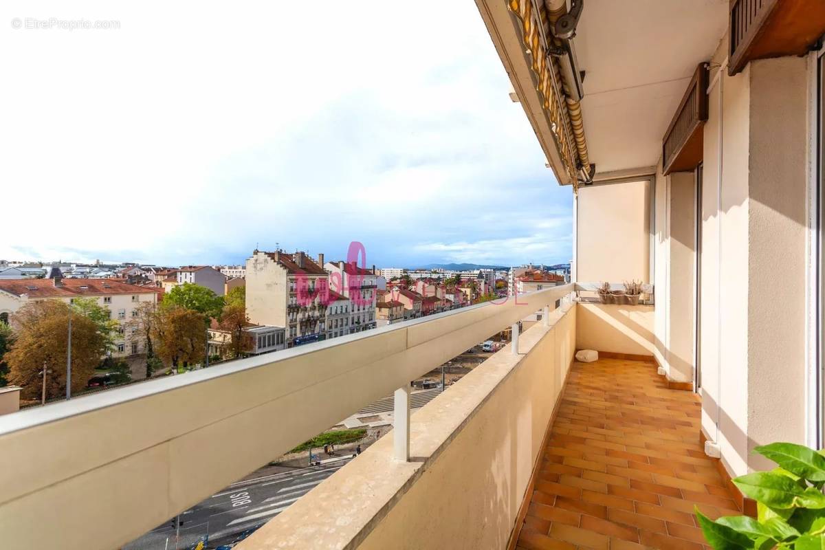 Appartement à VILLEURBANNE