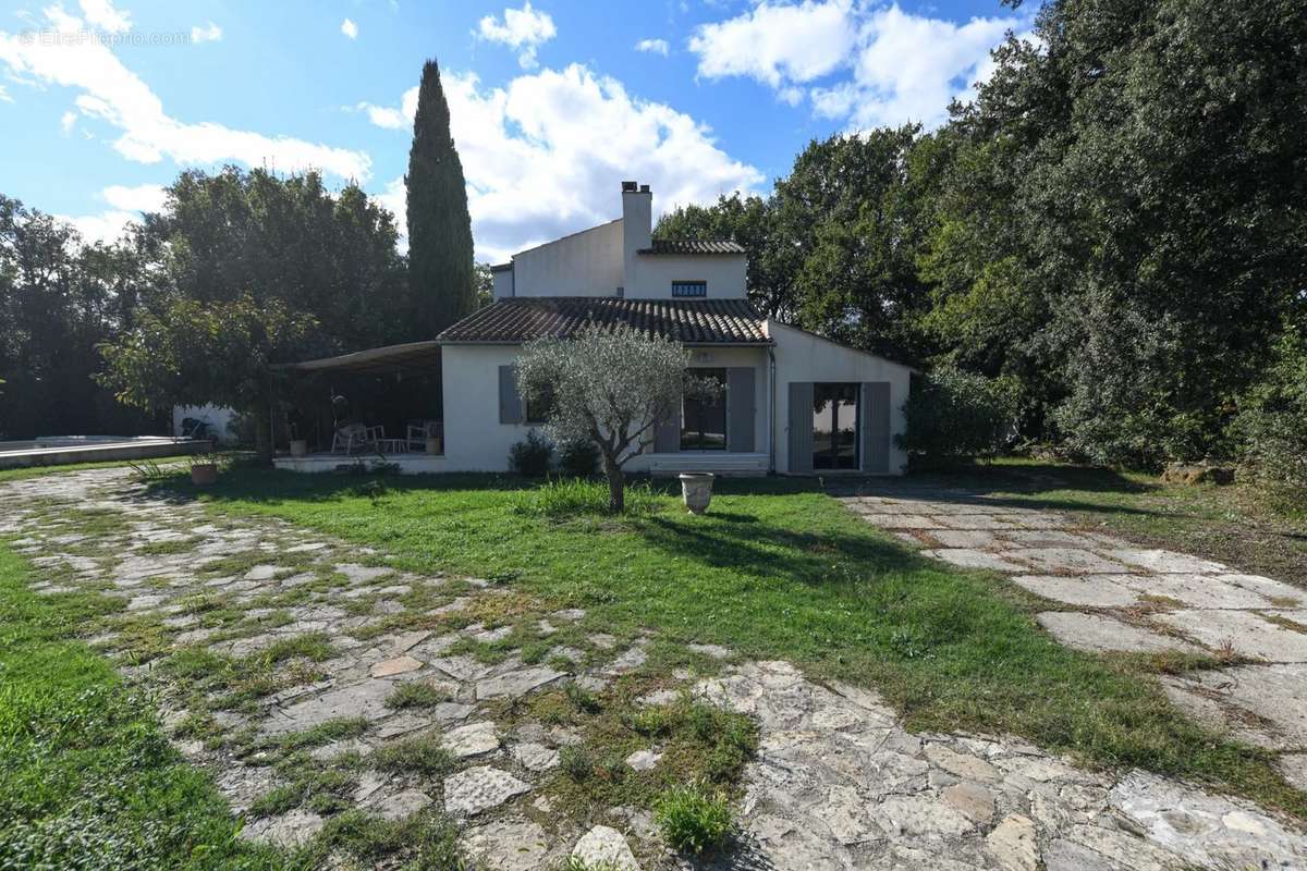 Maison à UZES