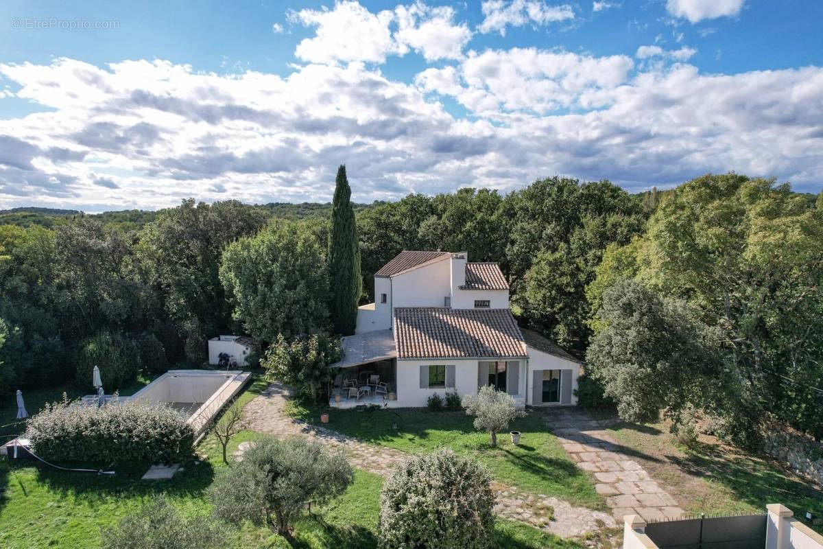 Maison à UZES