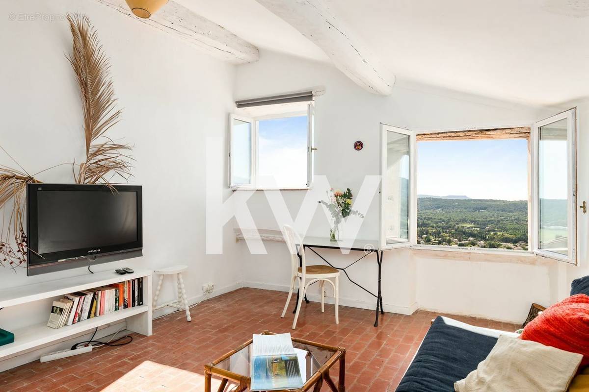 Appartement à FAYENCE