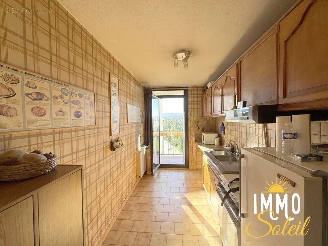 Appartement à MARSEILLE-13E