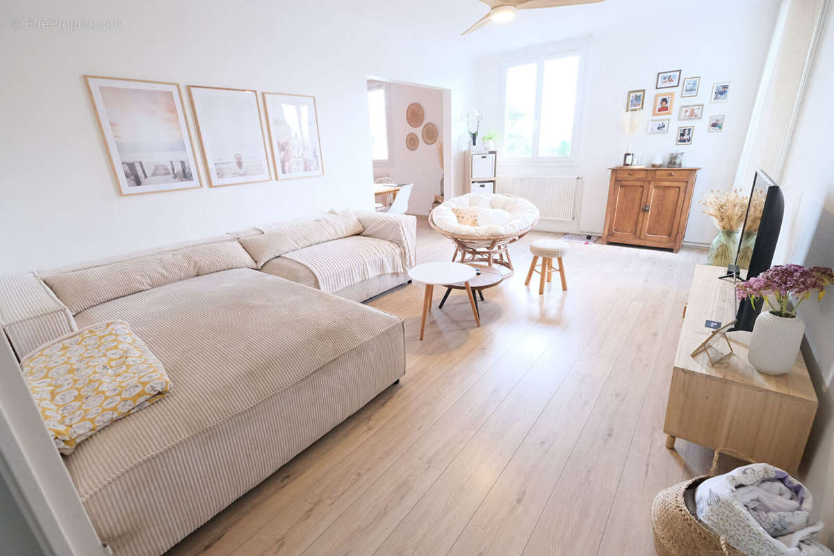 Appartement à SAINT-CYR-SUR-LOIRE