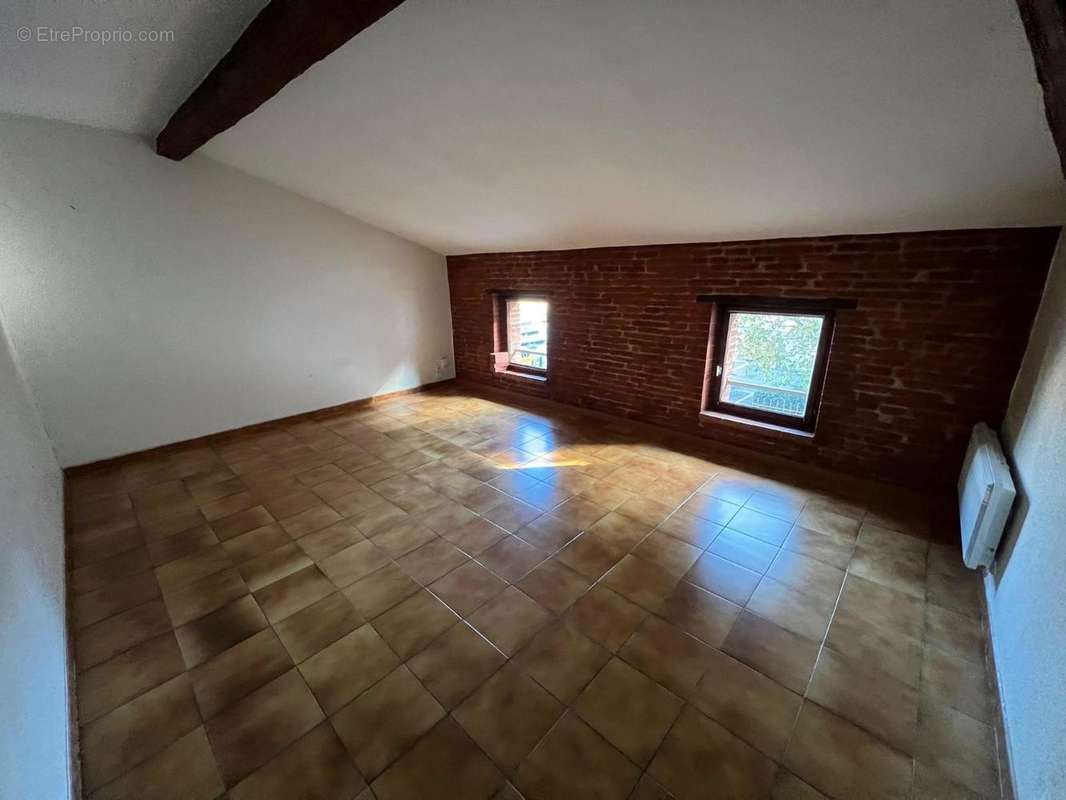   - Appartement à TOULOUSE