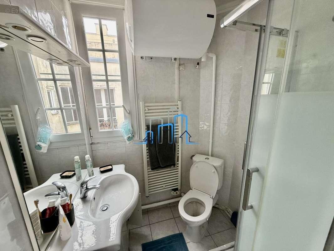 Appartement à PARIS-11E