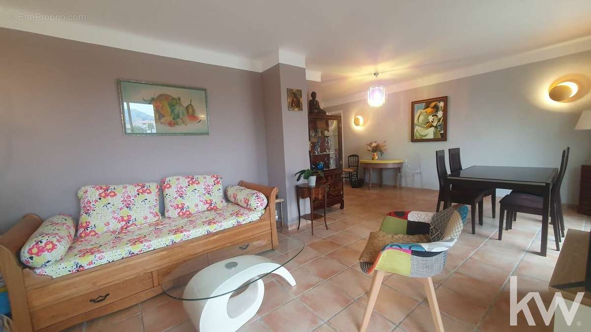 Appartement à MARSEILLE-8E