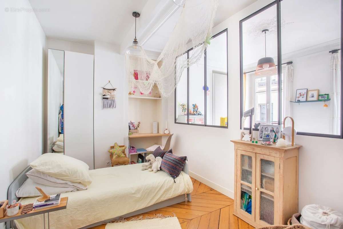 Appartement à PARIS-9E