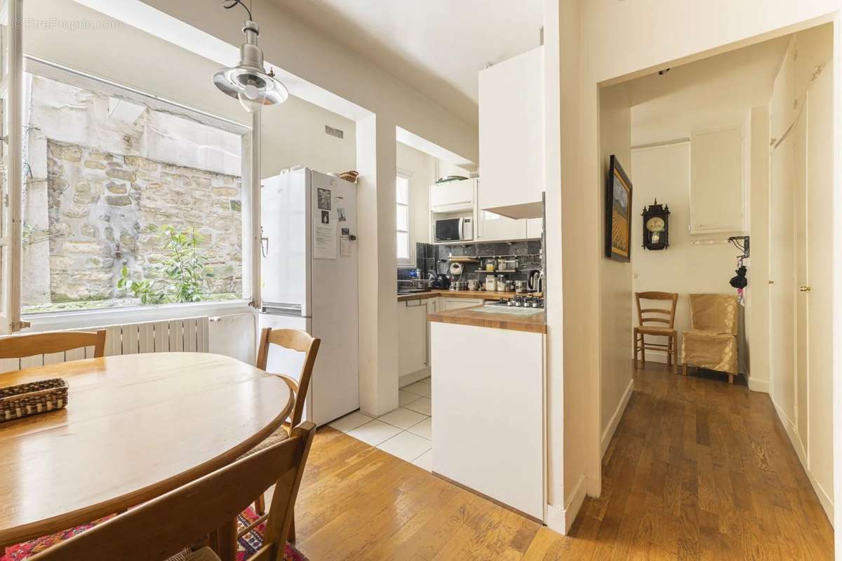 Appartement à PARIS-4E