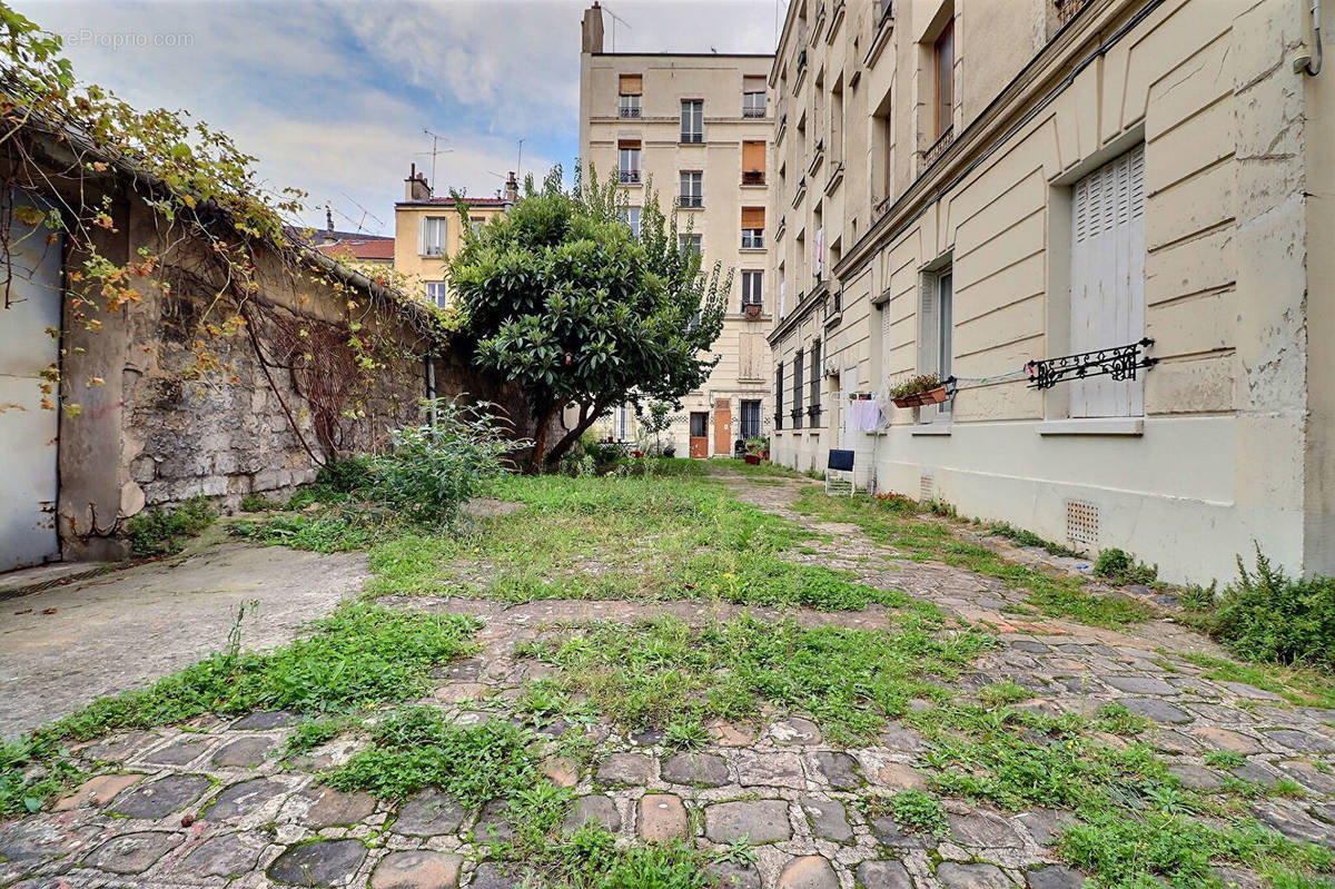 Appartement à AUBERVILLIERS