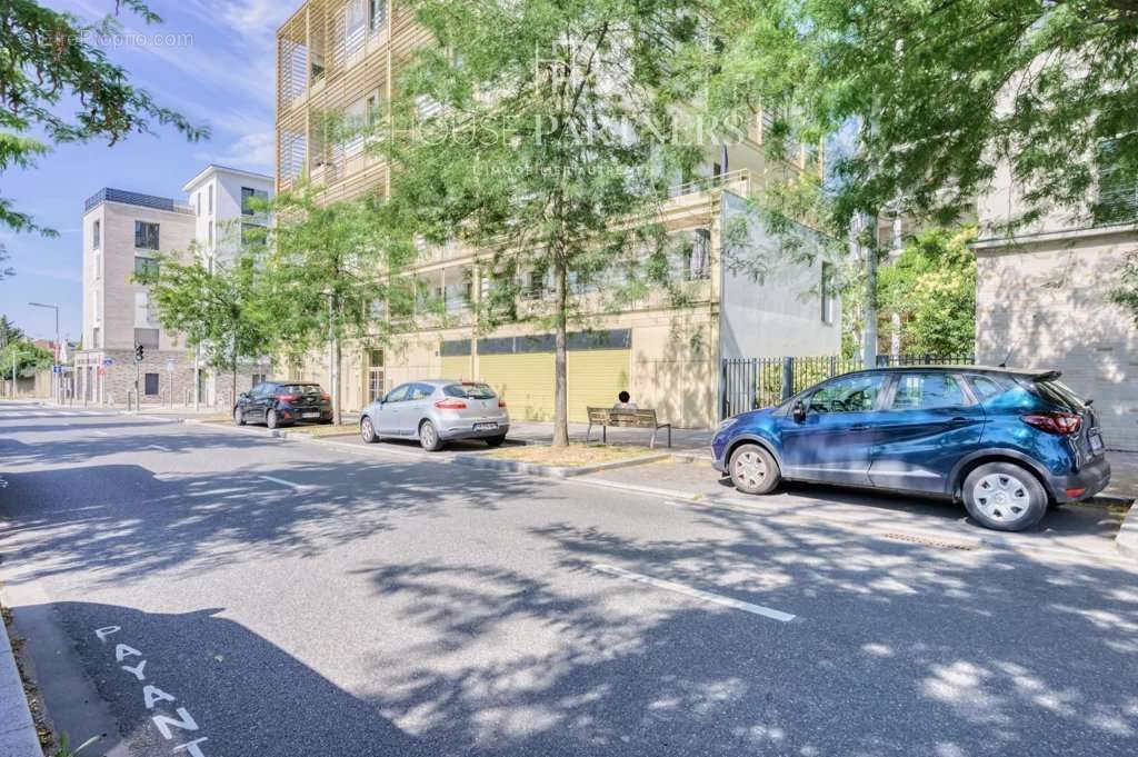 Appartement à NANTERRE