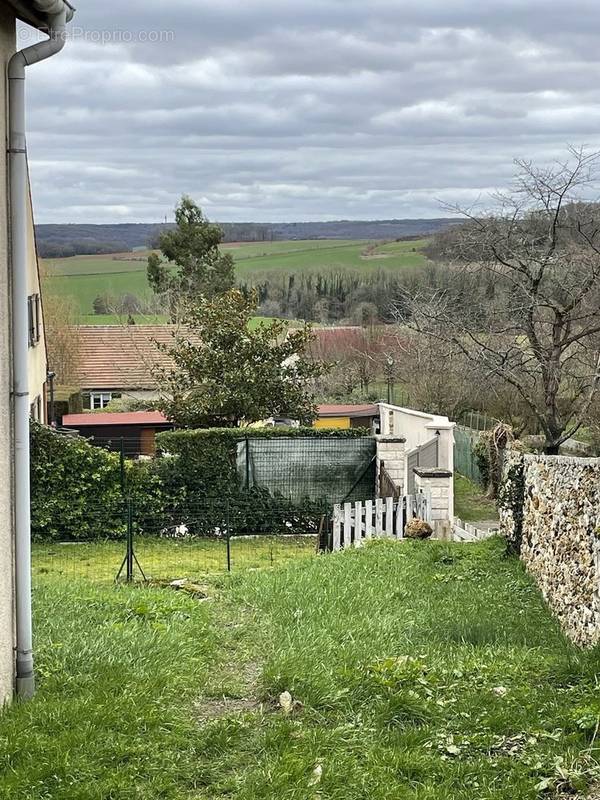 Terrain à BRUEIL-EN-VEXIN