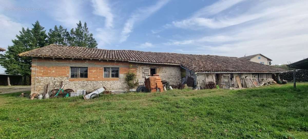 Maison à LABARTHE