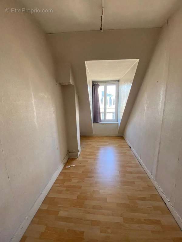 Appartement à PARIS-8E