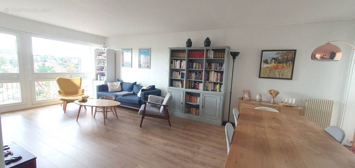 Appartement à BOURG-LA-REINE