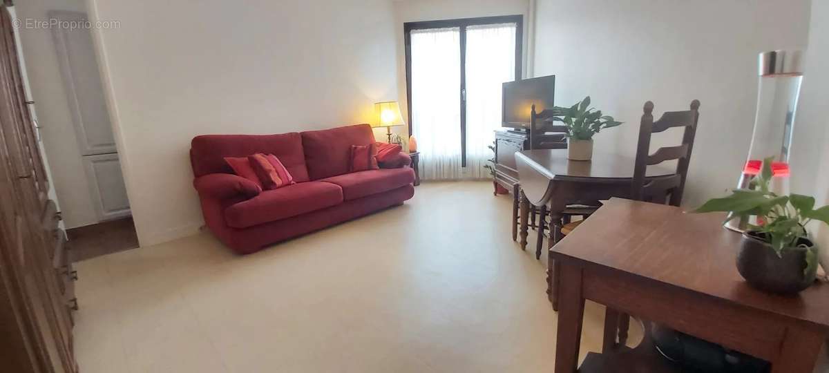 Appartement à PARIS-19E