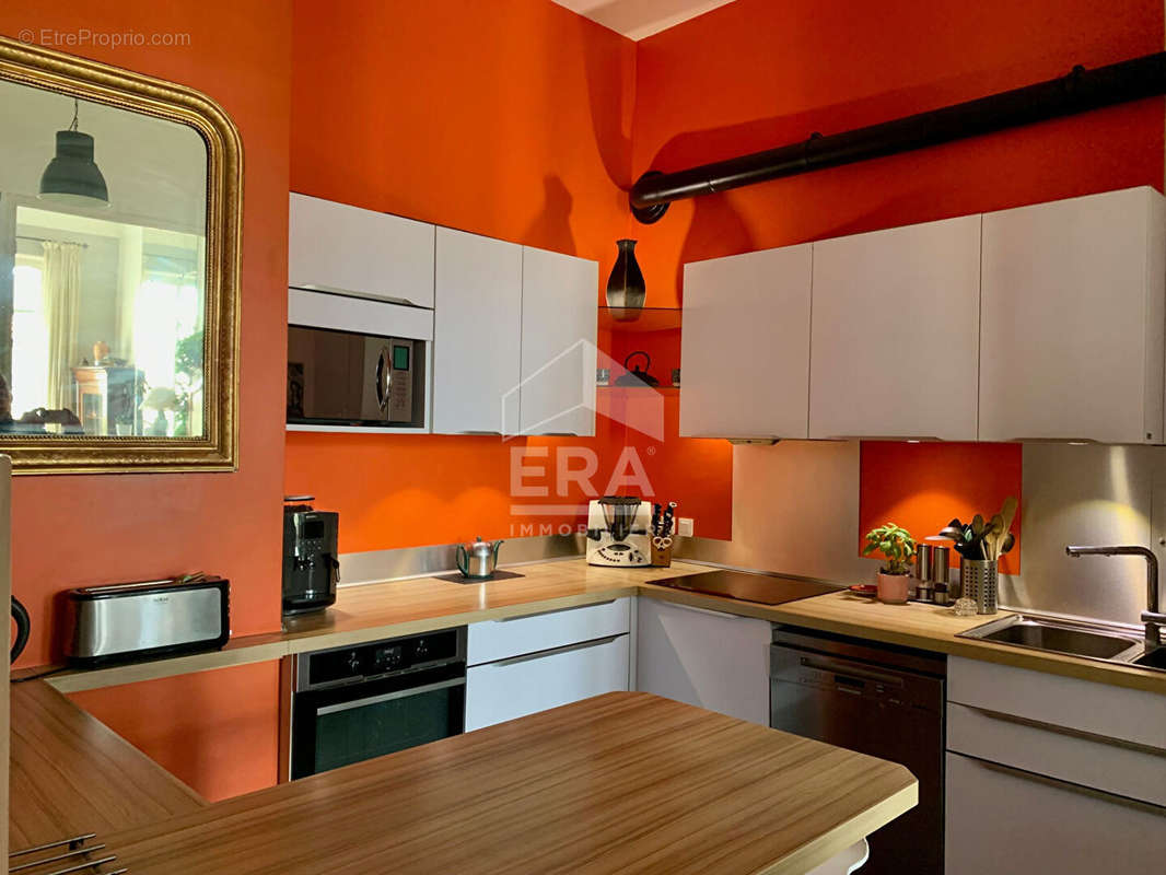 Appartement à MARSEILLE-6E