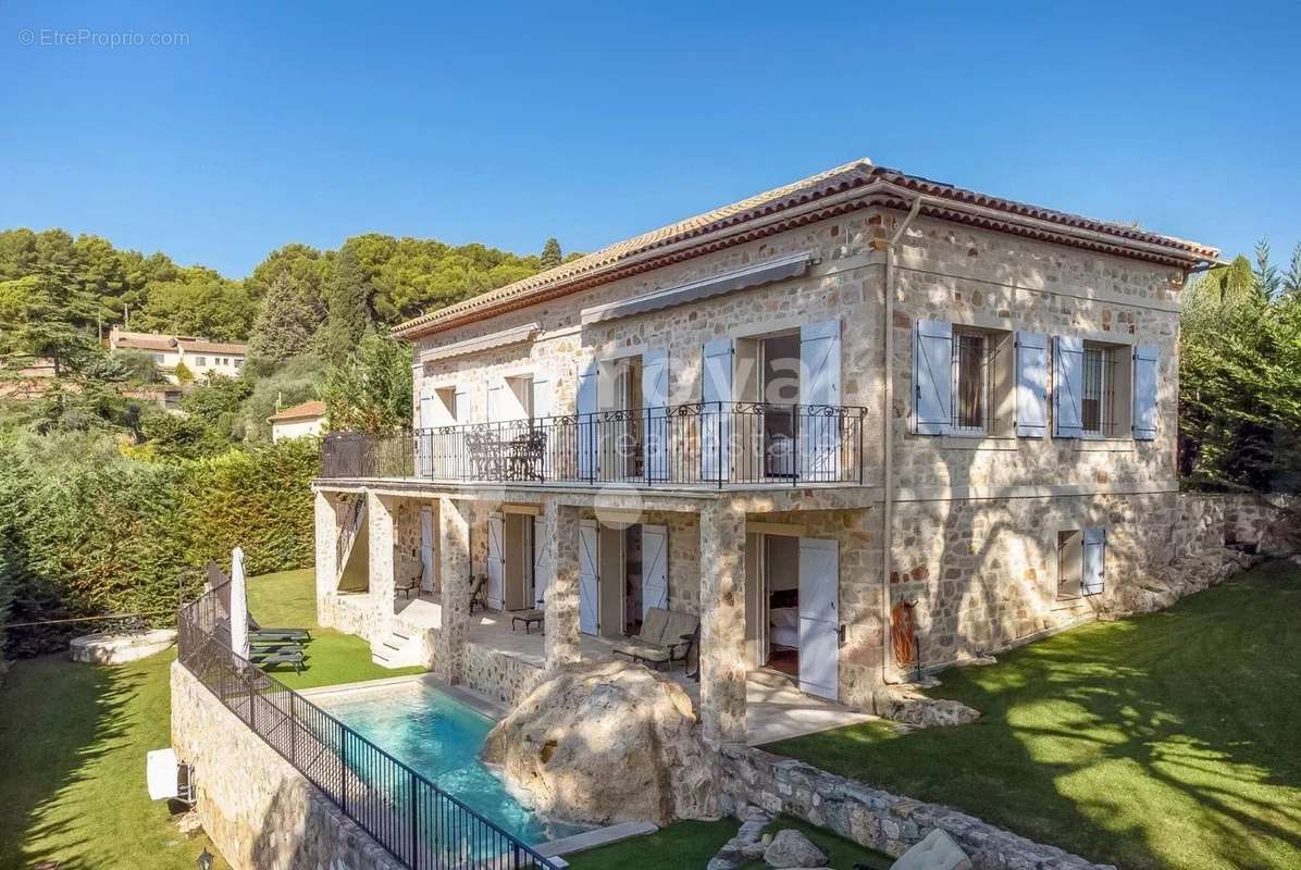 Maison à MOUGINS