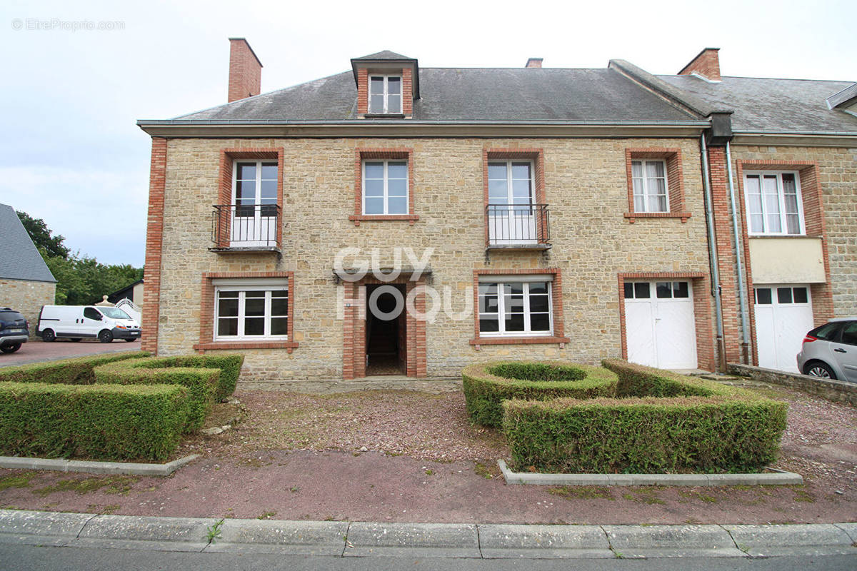 Maison à SAINTENY