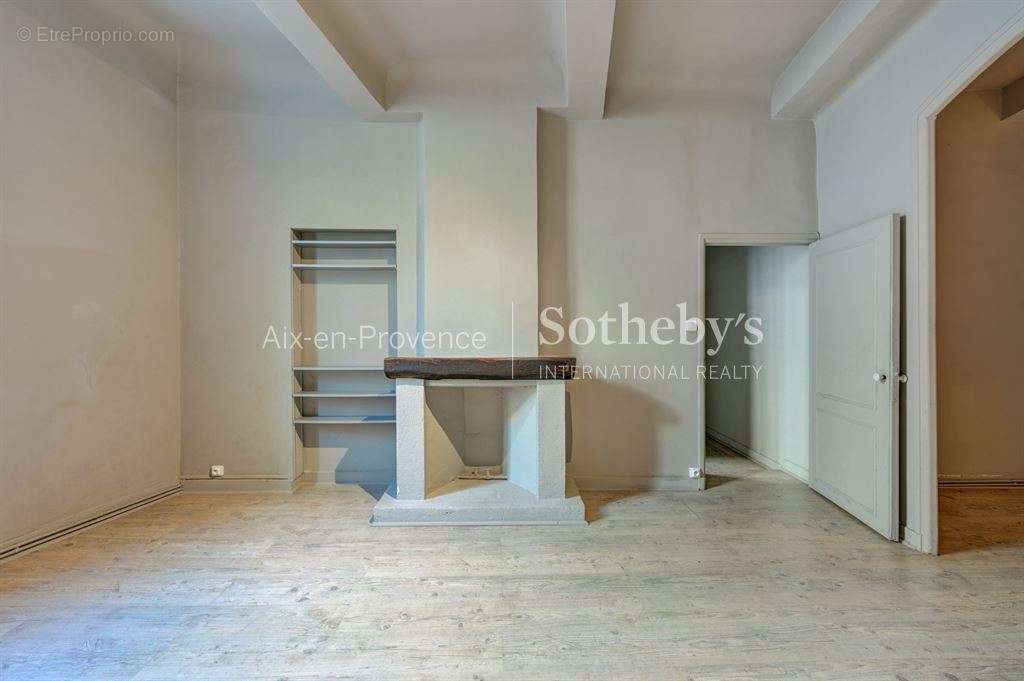 Appartement à AIX-EN-PROVENCE