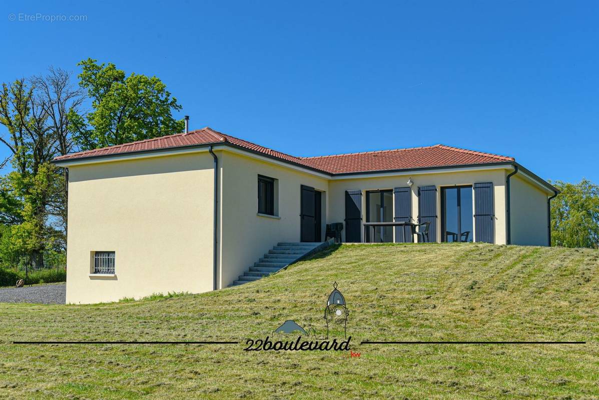 Maison à SAINT-BONNET-BRIANCE