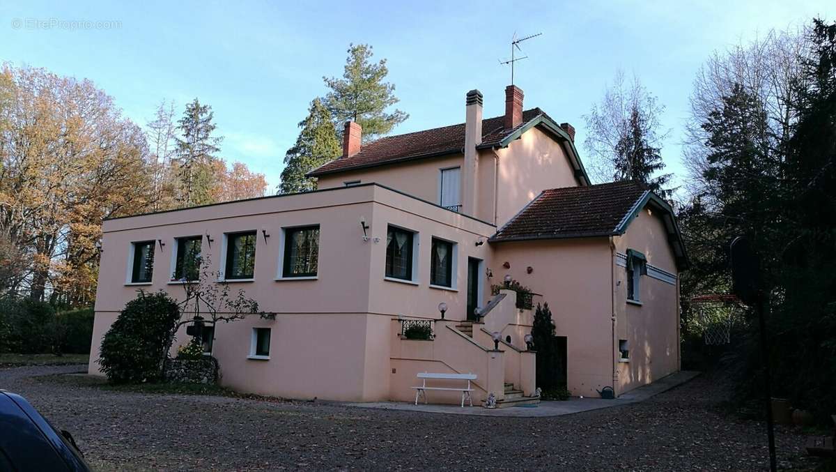 Maison à BELLERIVE-SUR-ALLIER