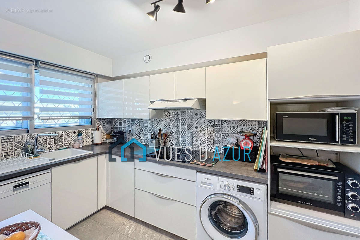 Appartement à VILLENEUVE-LOUBET