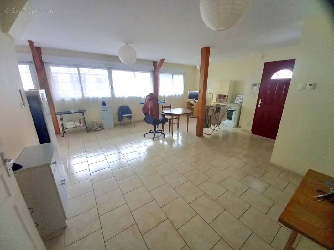 Appartement à LOIGNE-SUR-MAYENNE