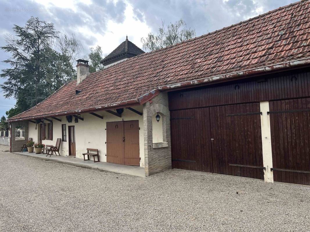 Maison à BRANGES