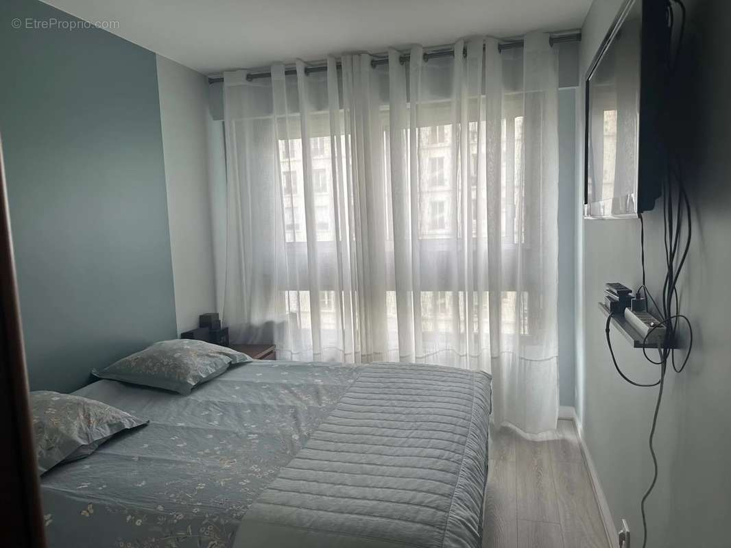 Appartement à PARIS-11E