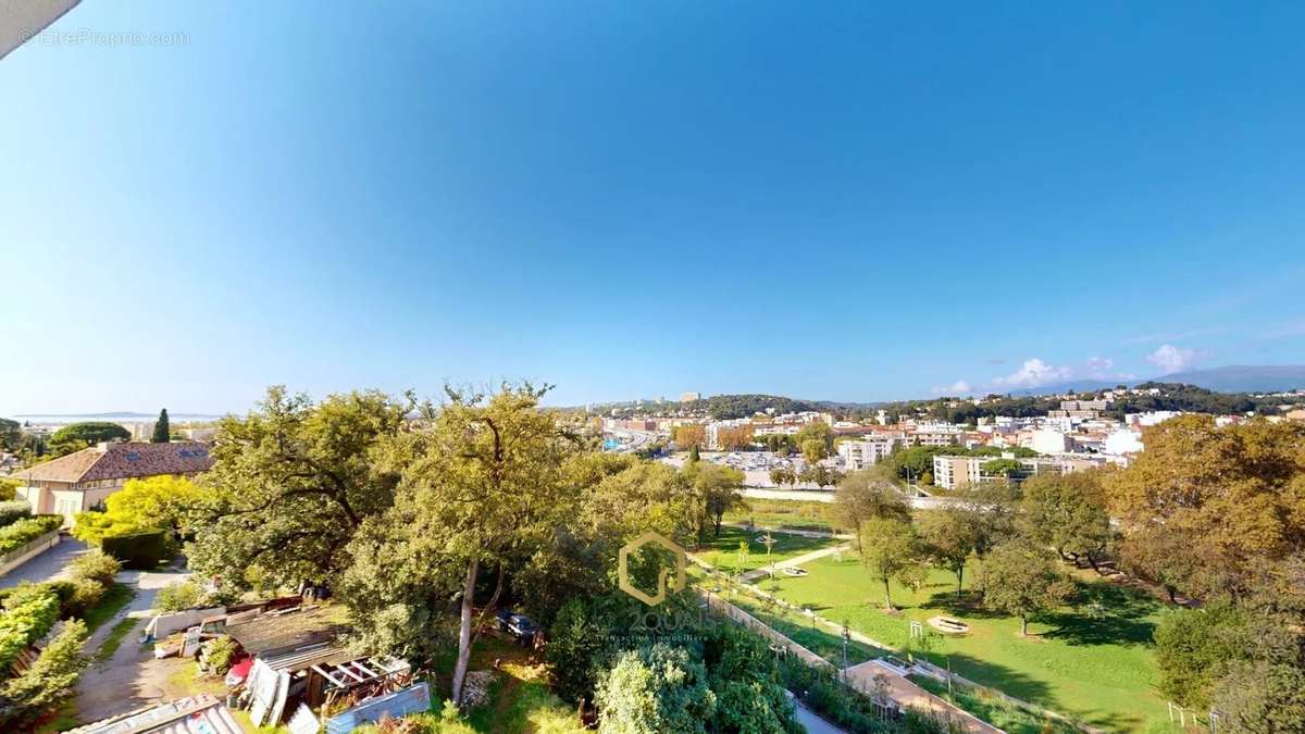 Appartement à CAGNES-SUR-MER