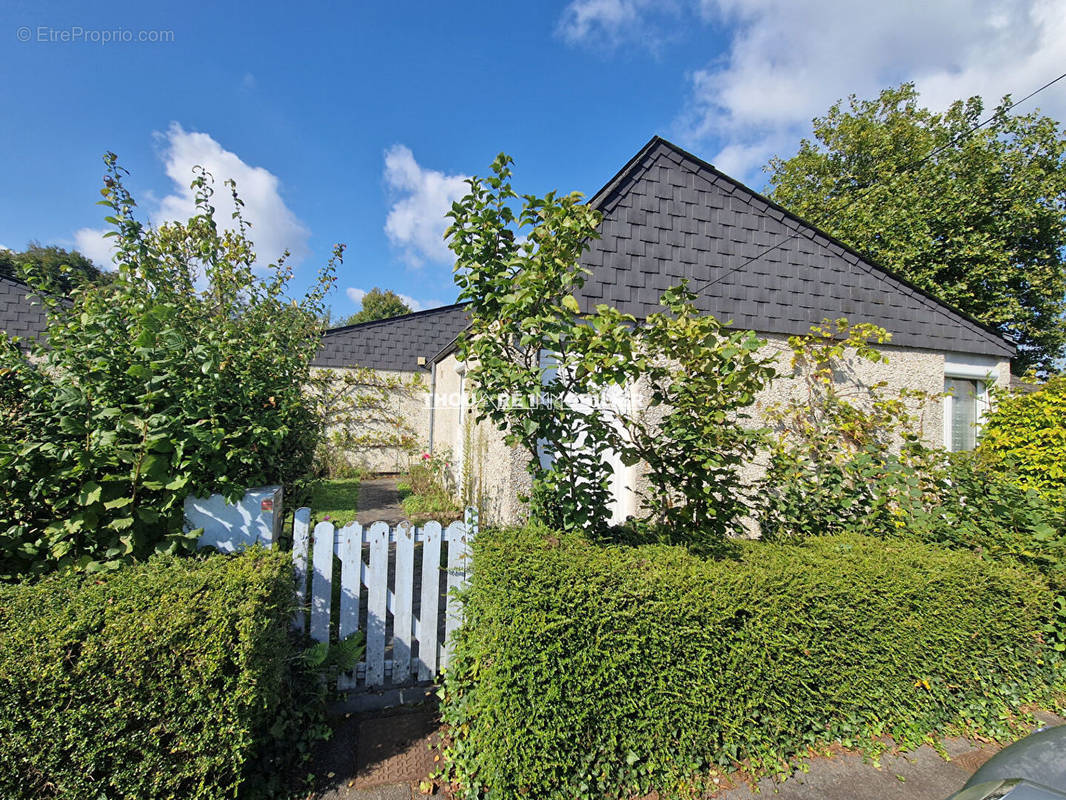 Maison à SAINTE-LUCE-SUR-LOIRE